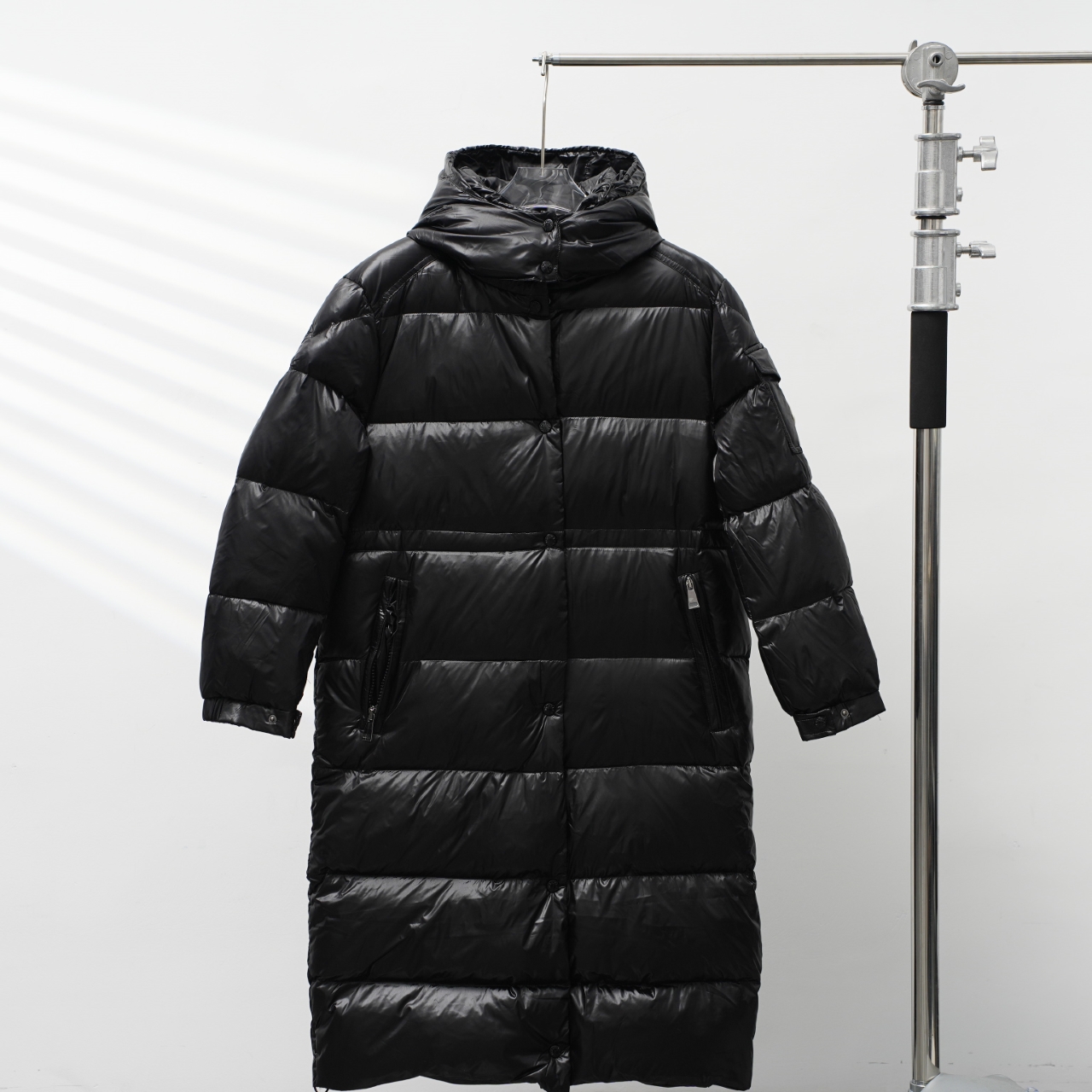Factory direct supply 620MONCLER丨Mengkou 825# waistline long hooded down jacket color: black